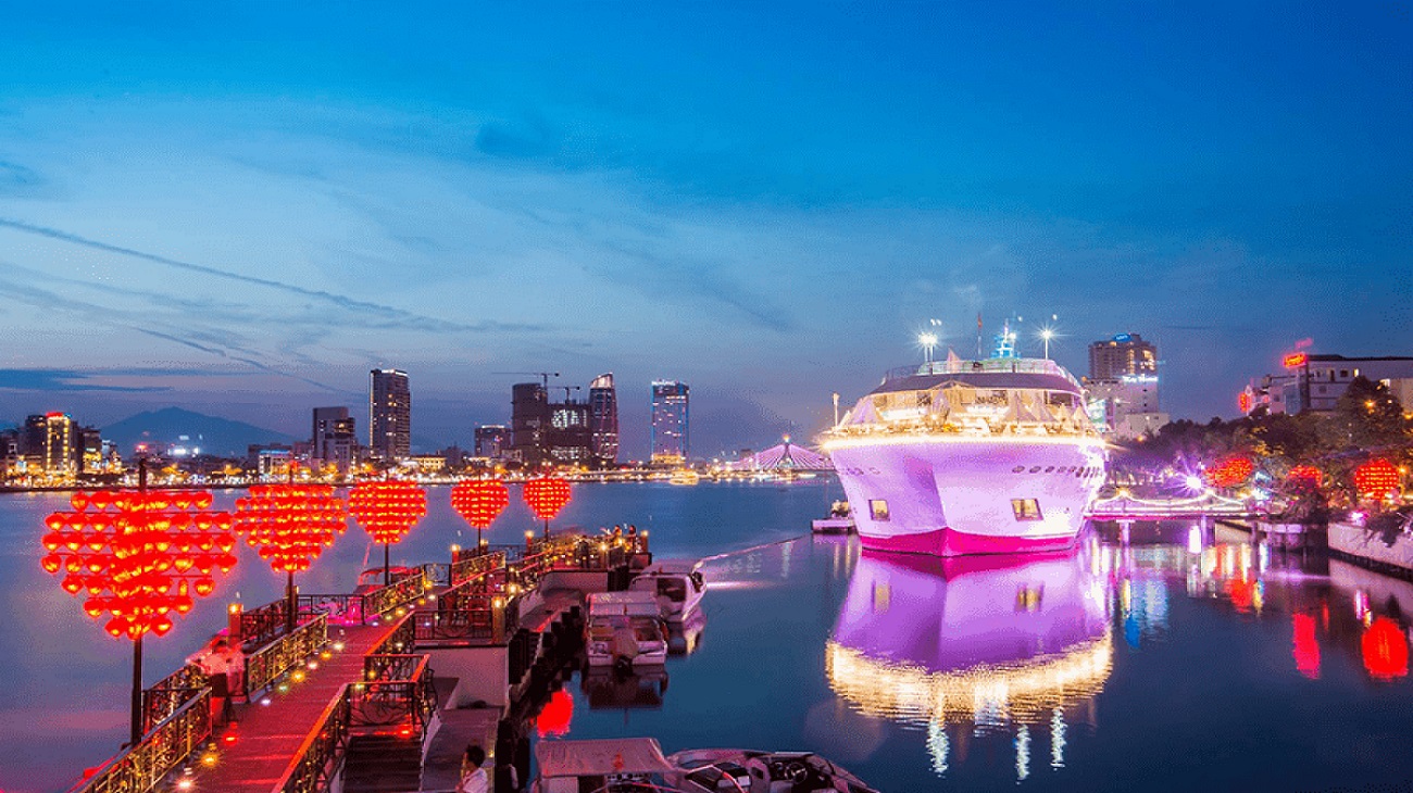 Cầu Tình Yêu Đà Nẵng